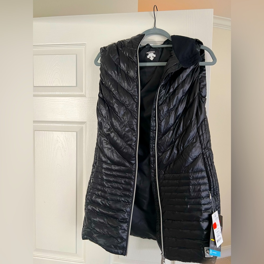 New Descente vest.